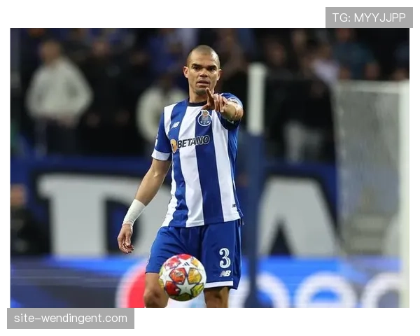 欧冠篮球历史新篇章:迪拜队首次登场打破欧洲传统